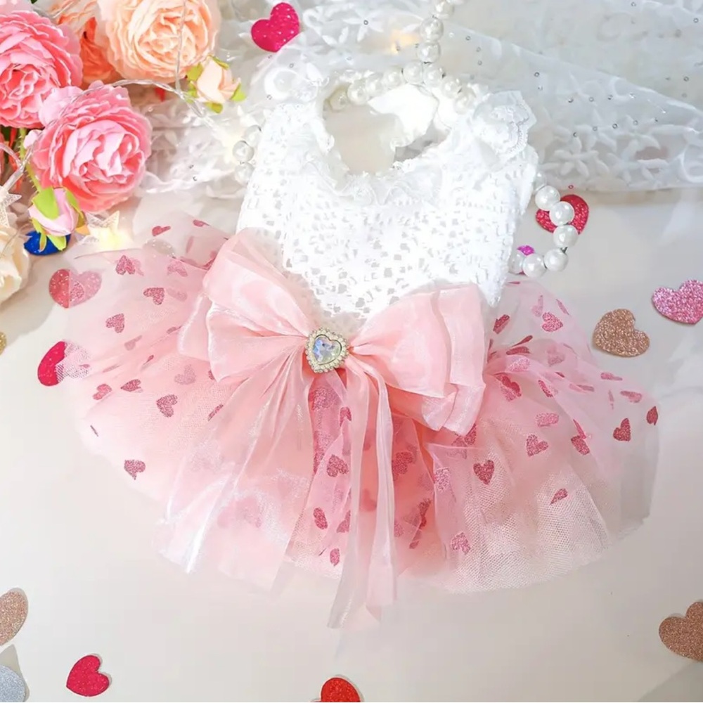 Girl Dog XL Adorable Pink and White Lace Dress Pre- owned Excellent